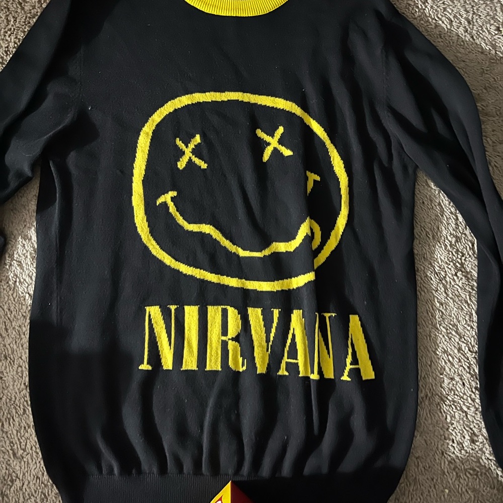 Nirvana sweater
